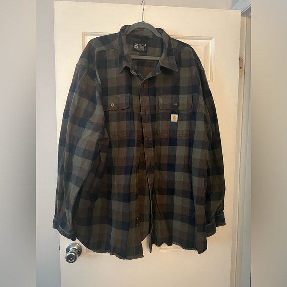 Men’s Carhartt Flannel - Picture 1 of 3